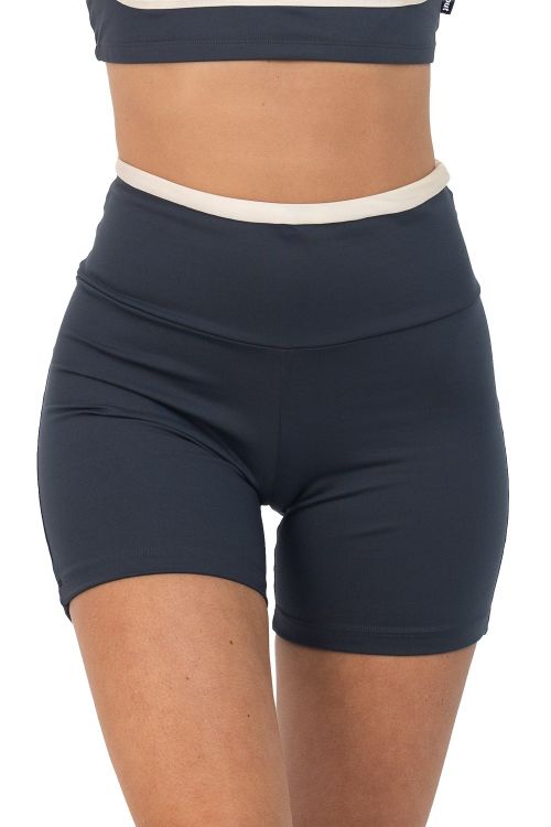 Short Karol Carbón
