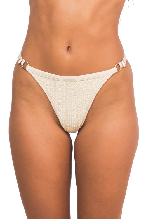 Colaless Coco Coconut