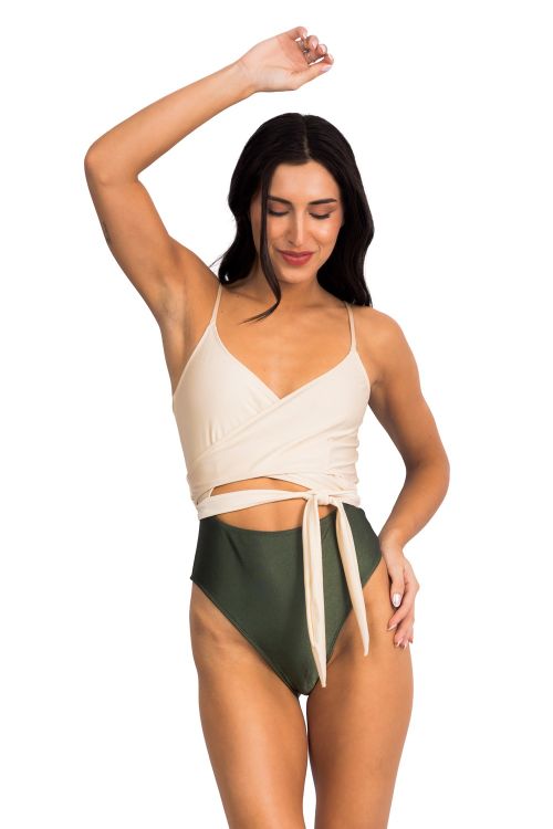 Entera Vedetina Charlotte Ciprés